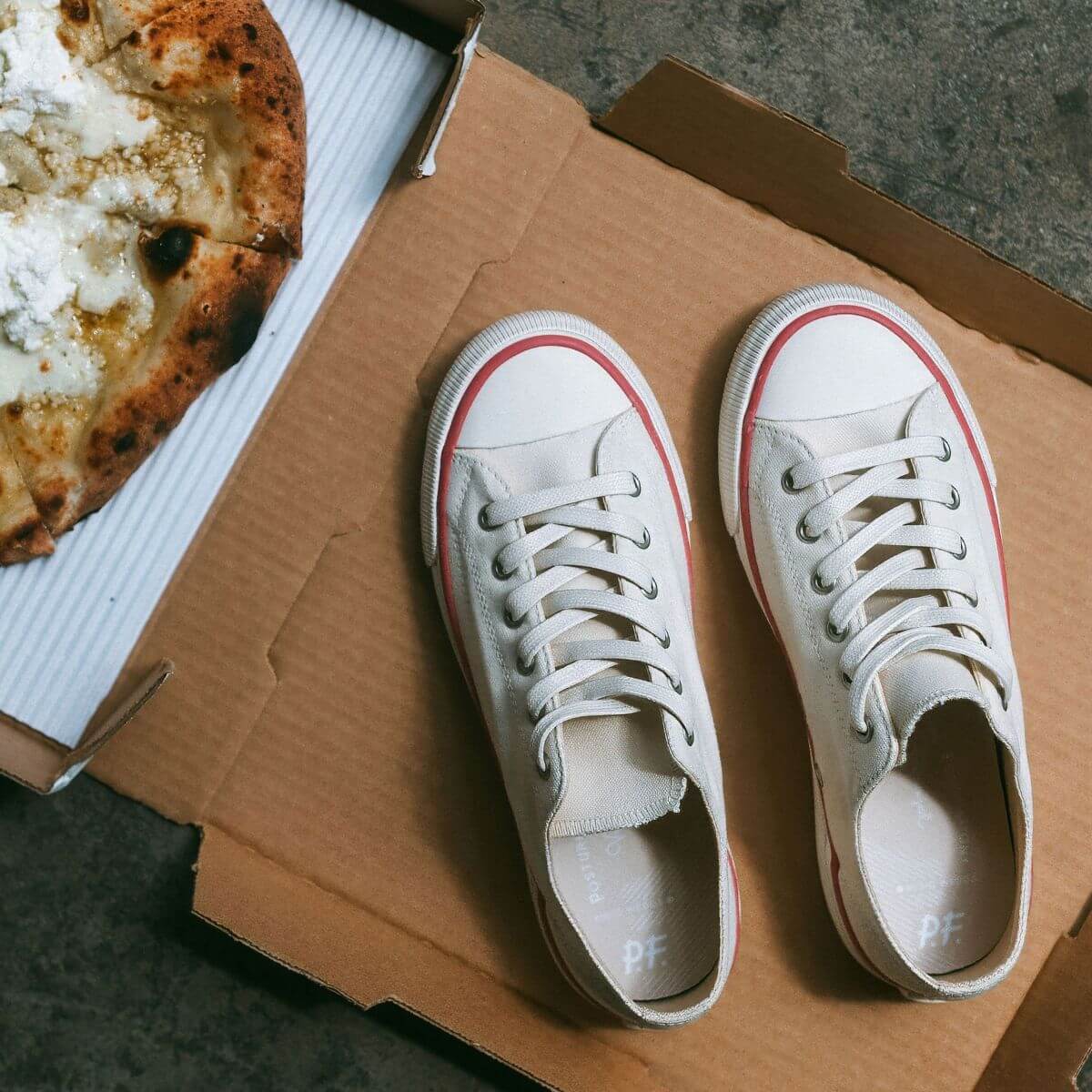 All-American Low-Top Antique White/Crimson - Image 14