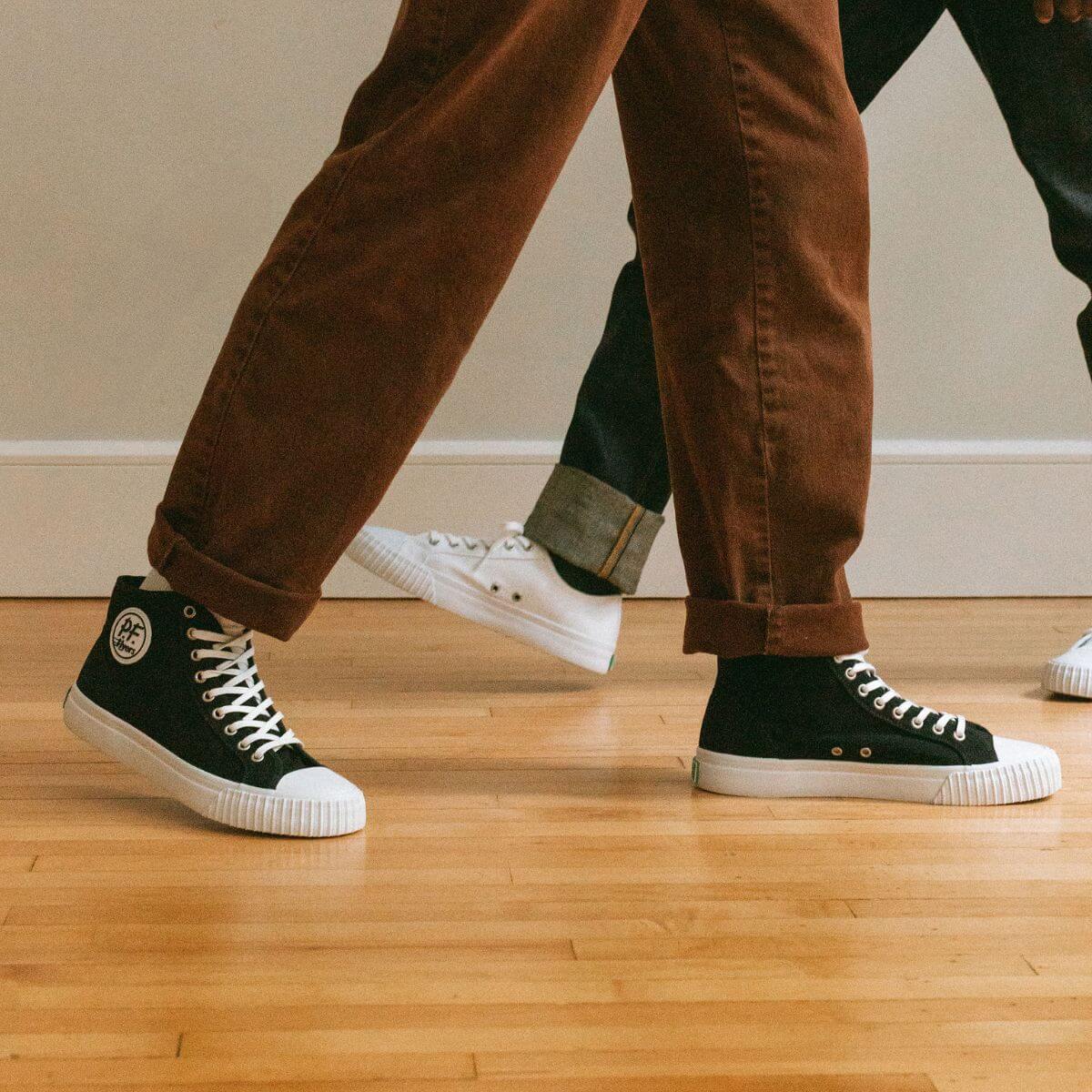 Center High-Top Black - Image 16