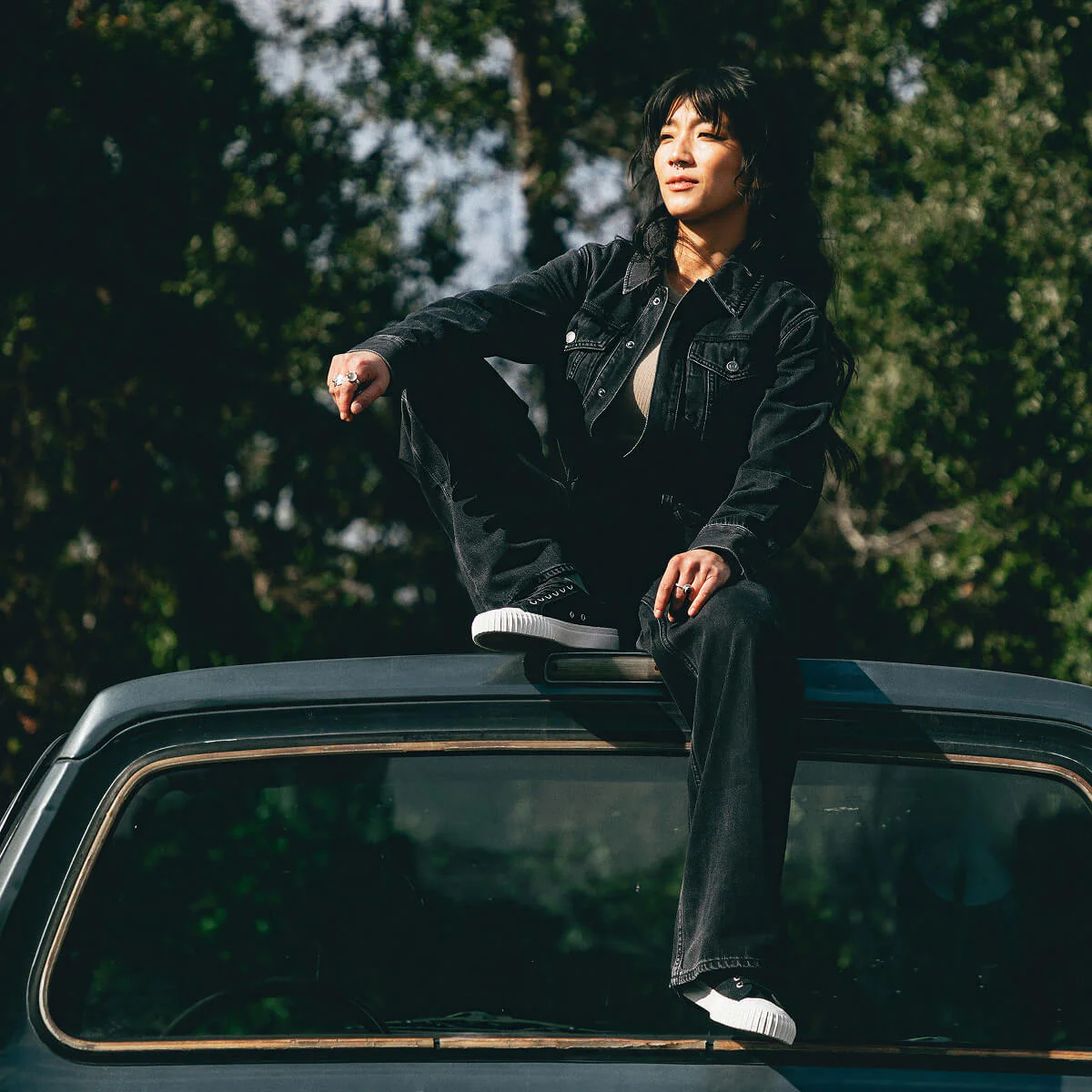 Center Low-Top Black/Sea Salt - Image 11