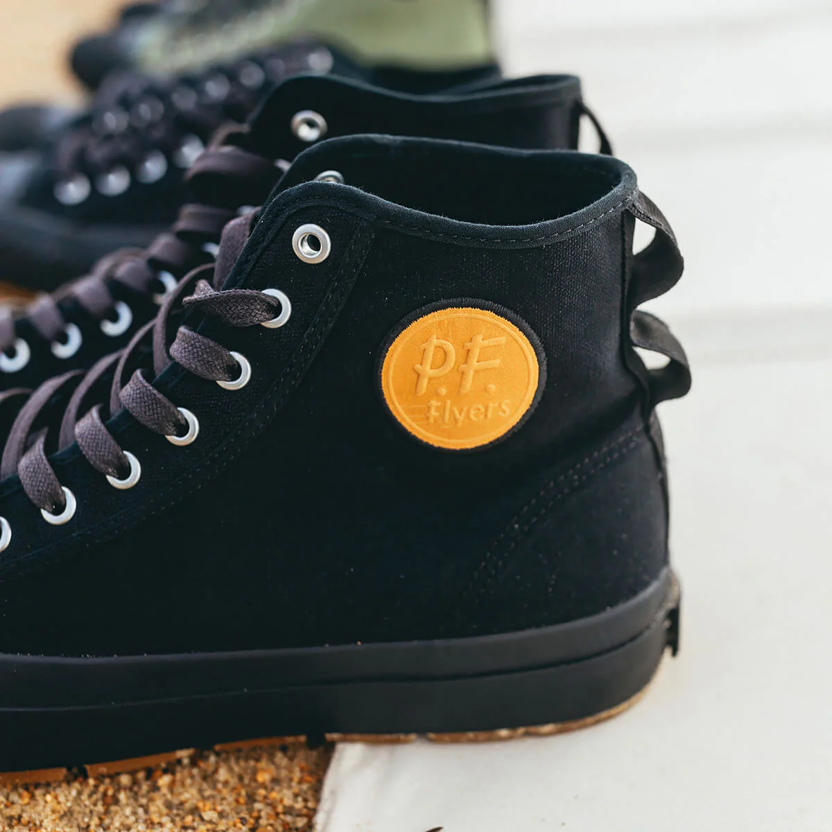 Grounder High-Top Black/Black - Image 5