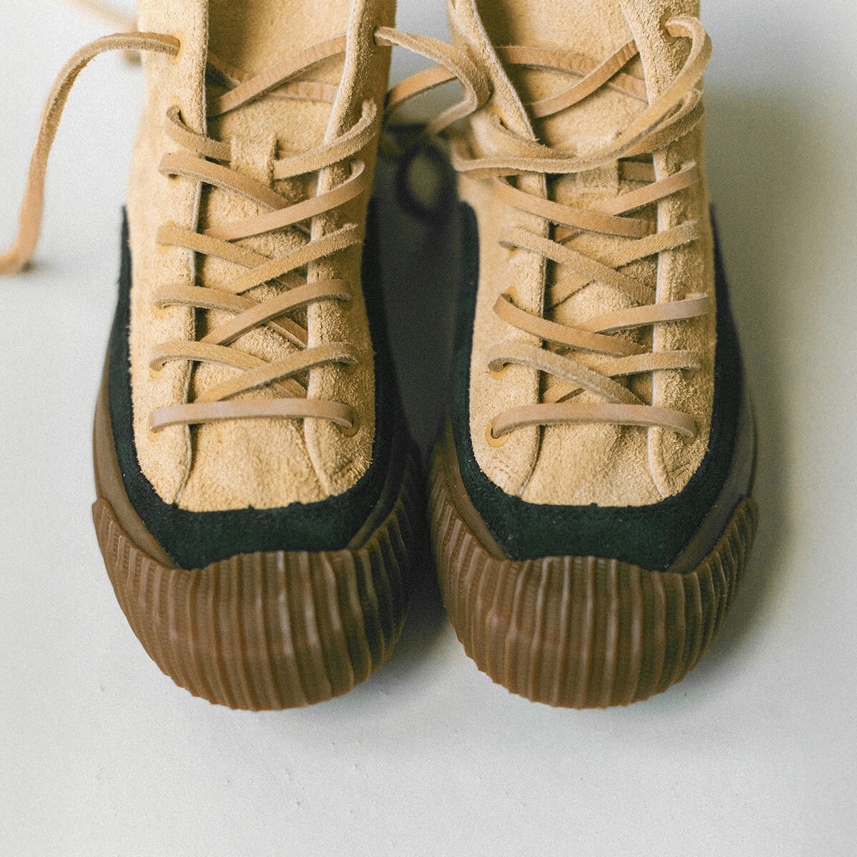 Grounder High-Top Wheat/Gum - Image 13