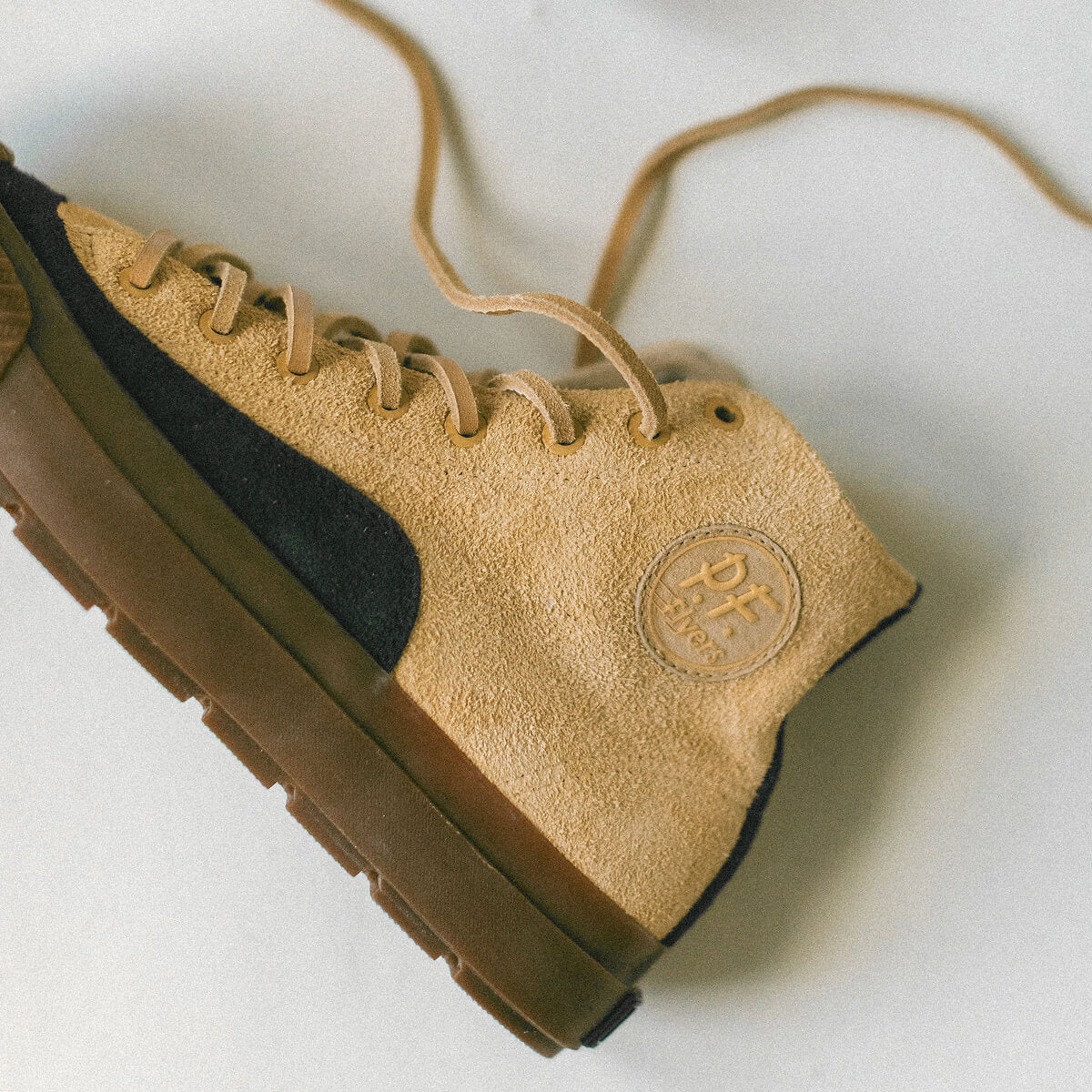 Grounder High-Top Wheat/Gum - Image 17