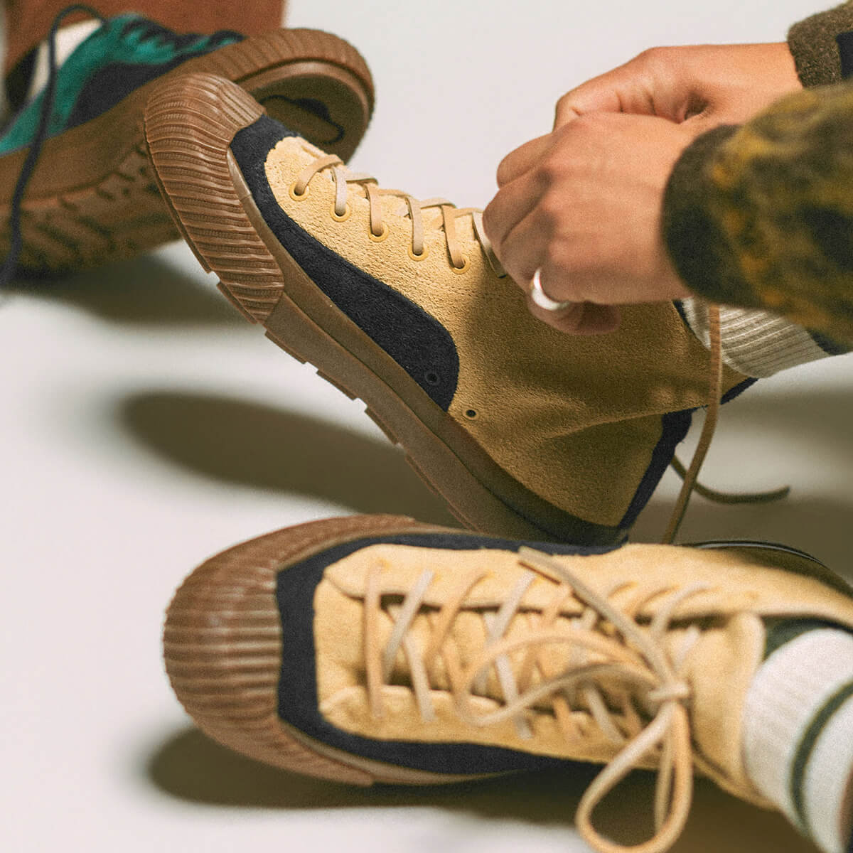 Grounder High-Top Wheat/Gum - Image 8