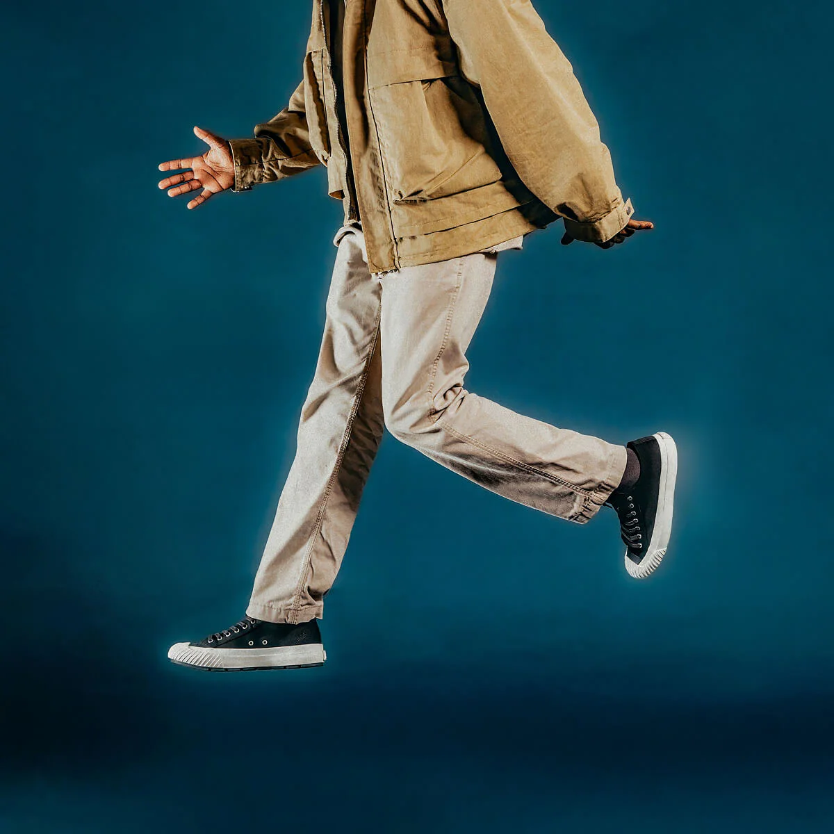 Grounder Low-Top Black/Sea Salt - Image 9