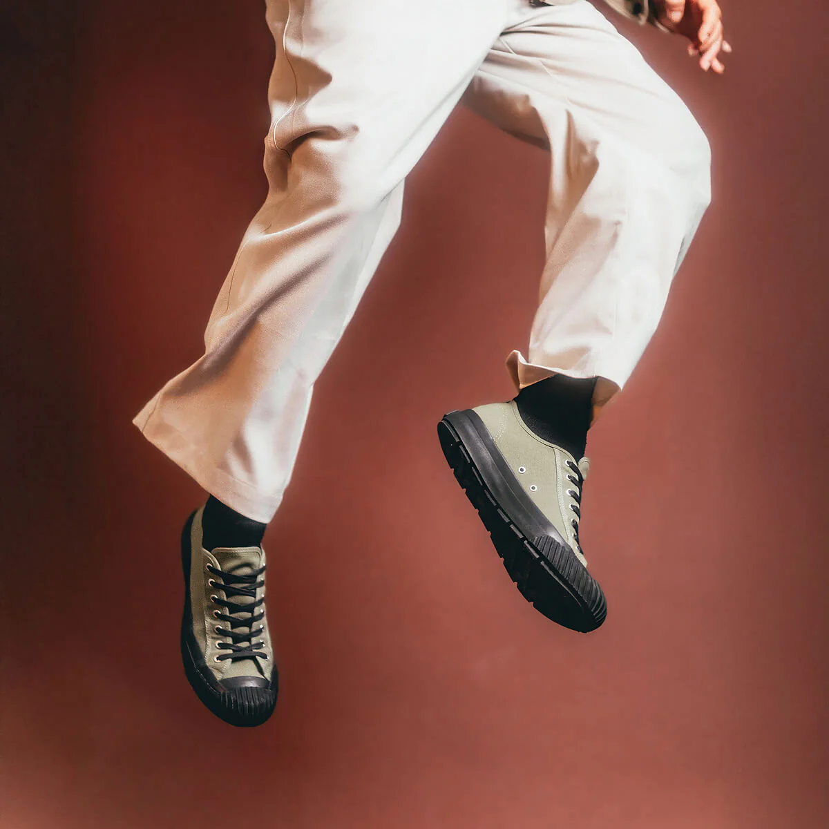 Grounder Low-Top Olive/Black - Image 9